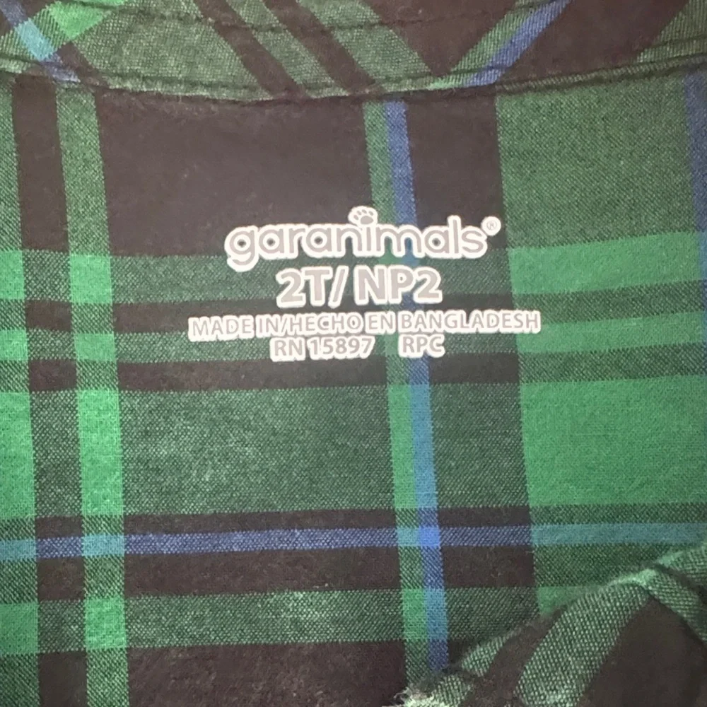 OshKosh B'gosh Kids Shark Print and Green Plaid‎ Shirts